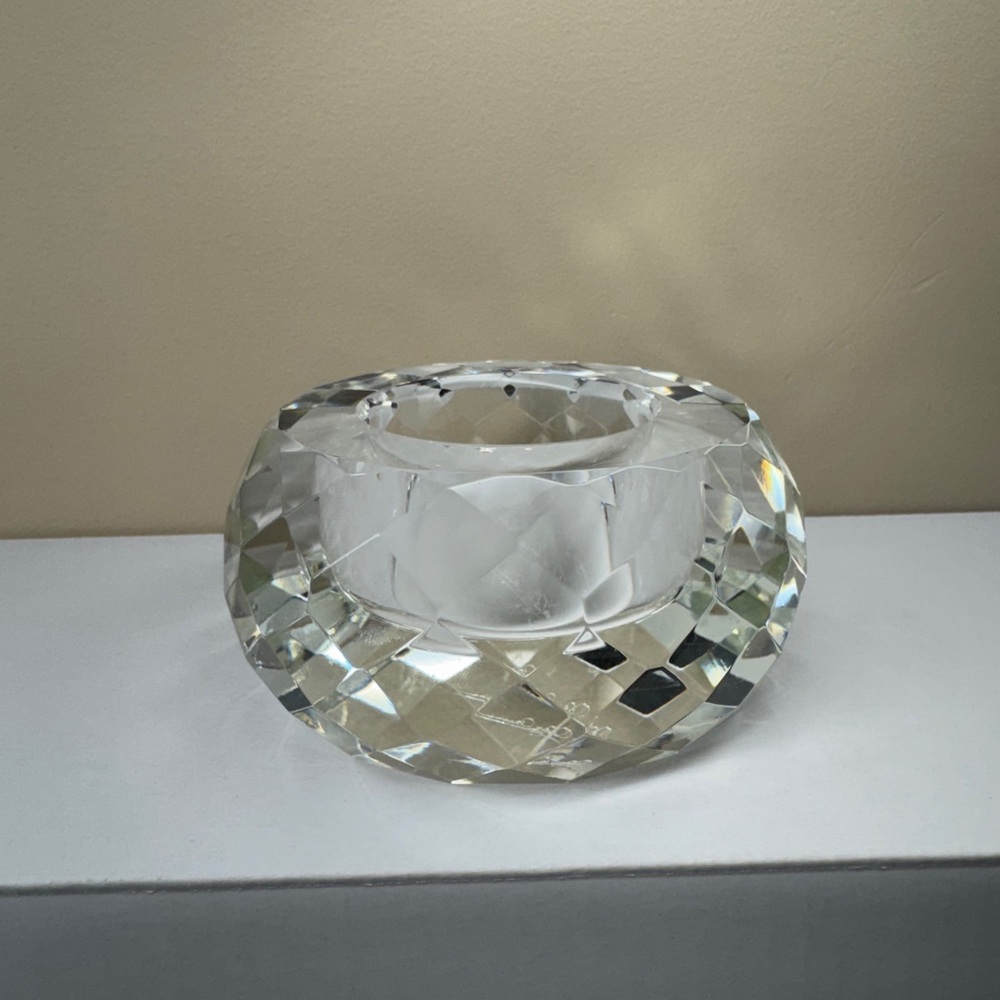 Oleg Cassini Faceted Round Crystal Tea light Candle Holder Clear